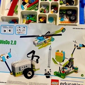 Lego WeDo 2.0 and Lego education bonus 2 pack with extra parts and motors